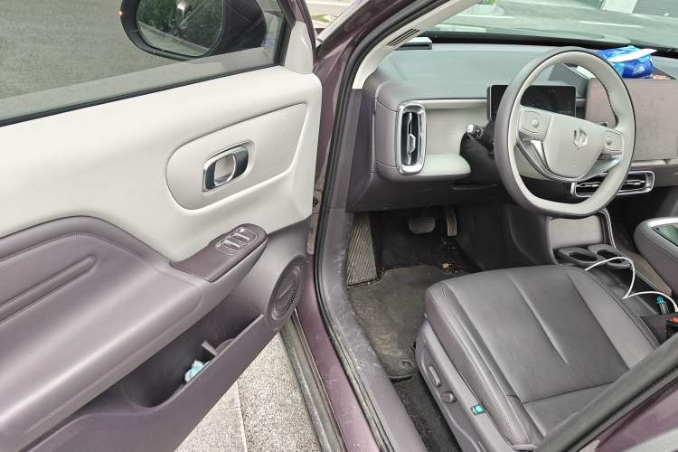Used Leapmotor B10 2025 510 Joyful Edition Driver Seat