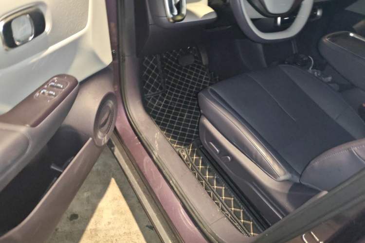 Used Leapmotor B10 2025 510 LiDAR Version Driver Seat
