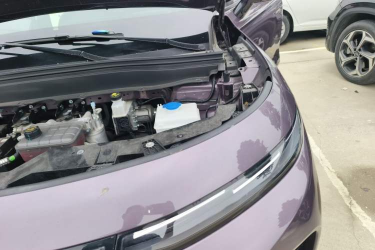 Used Leapmotor B10 2025 600 LiDAR Version Engine Bay Left