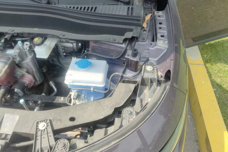 Used Leapmotor B10 2025 510 Joyful Edition Engine Bay Left