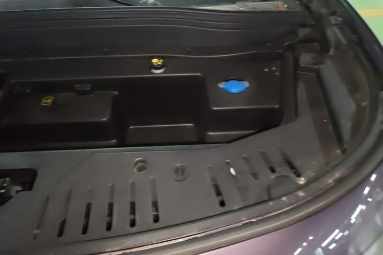Used Leapmotor B10 2025 510 LiDAR Version Engine Bay Left