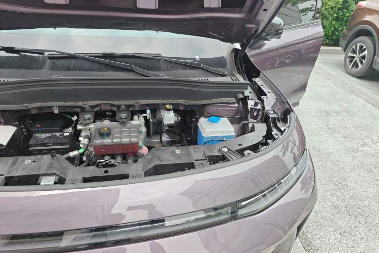 Used Leapmotor B10 2025 510 Joyful Edition Engine Bay Left