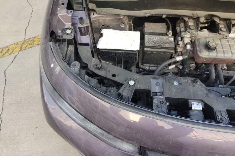 Used Leapmotor B10 2025 510 LiDAR Version Engine Bay Right