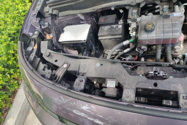 Used Leapmotor B10 2025 510 Joyful Edition Engine Bay Right