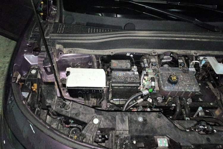 Used Leapmotor B10 2025 510 LiDAR Version Engine Bay Right