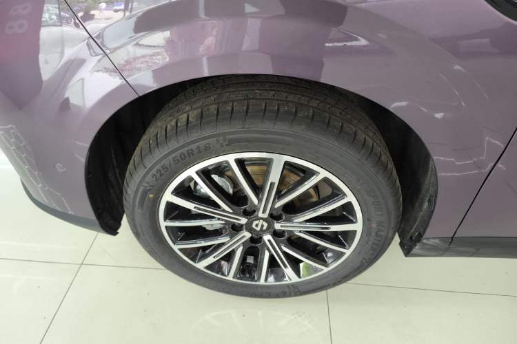 Used Leapmotor B10 2025 510 Joyful Edition Exterior 4
