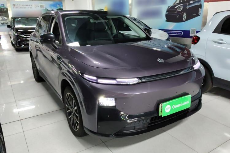 Used Leapmotor B10 2025 510 Joyful Edition Front Right 45 Deg