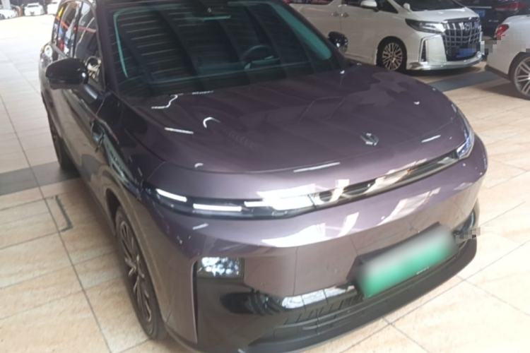 Used Leapmotor B10 2025 600 Joyful Edition Front Right 45 Deg
