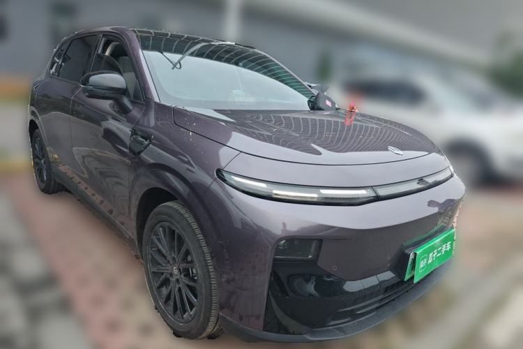 Used Leapmotor B10 2025 510 Joyful Edition Front Right 45 Deg