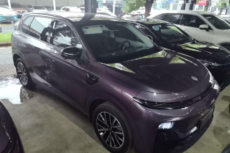 Used Leapmotor B10 2025 510 Comfort Edition Front Right 45 Deg