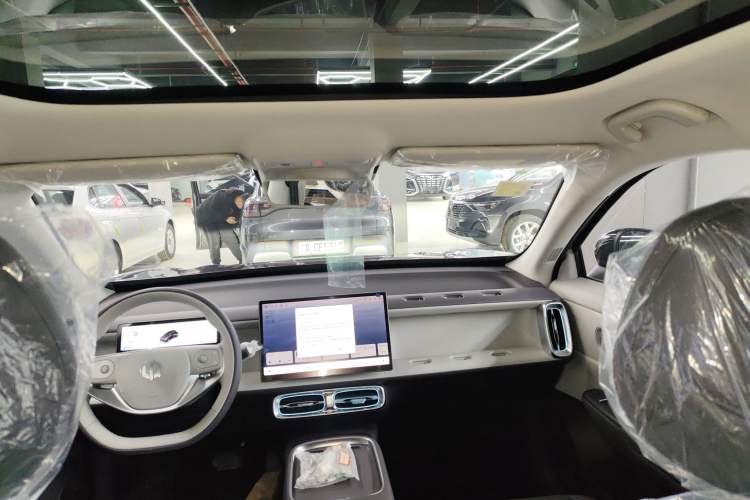 Used Leapmotor B10 2025 510 Joyful Edition Headliner