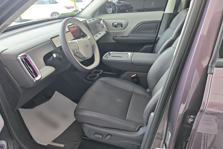 Used Leapmotor B10 2025 510 Joyful Edition Interior 1