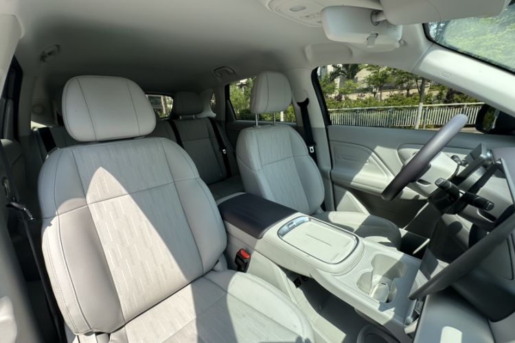 Used Leapmotor B10 2025 Model 510 Executive Edition Interior 3