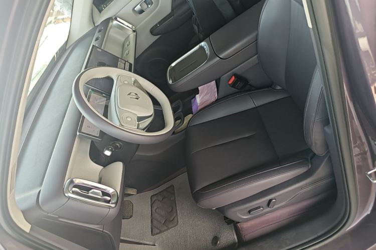 Used Leapmotor B10 2025 510 LiDAR Version Left Front Seat