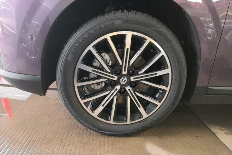 Used Leapmotor B10 2025 510 Joyful Edition Left Front Wheel Hub