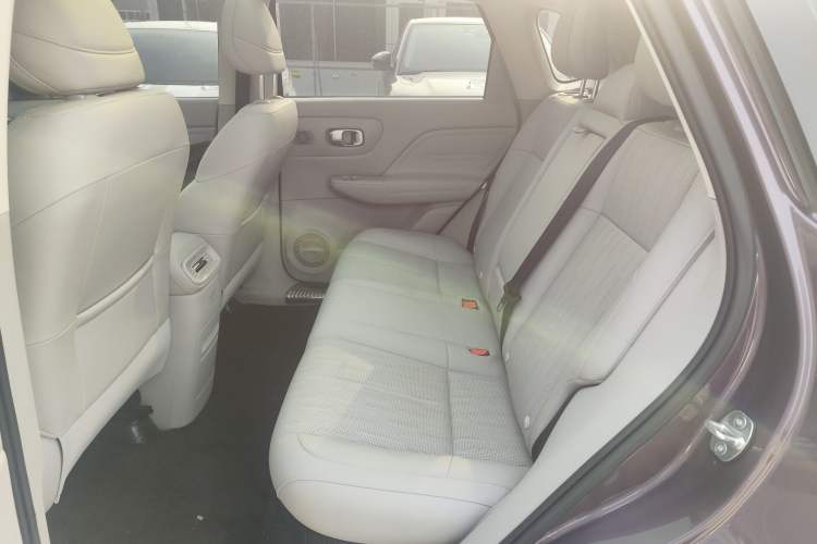Used Leapmotor B10 2025 600 LiDAR Version Left Rear Seat