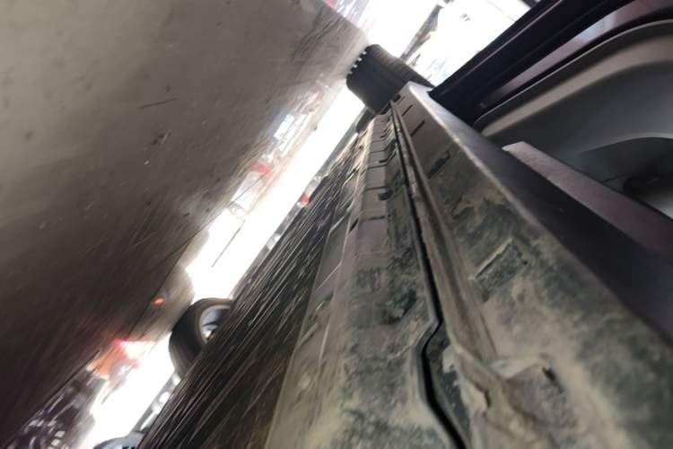 Used Leapmotor B10 2025 510 LiDAR Version Left Side Sill