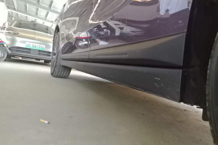Used Leapmotor B10 2025 510 Comfort Edition Left Side Sill