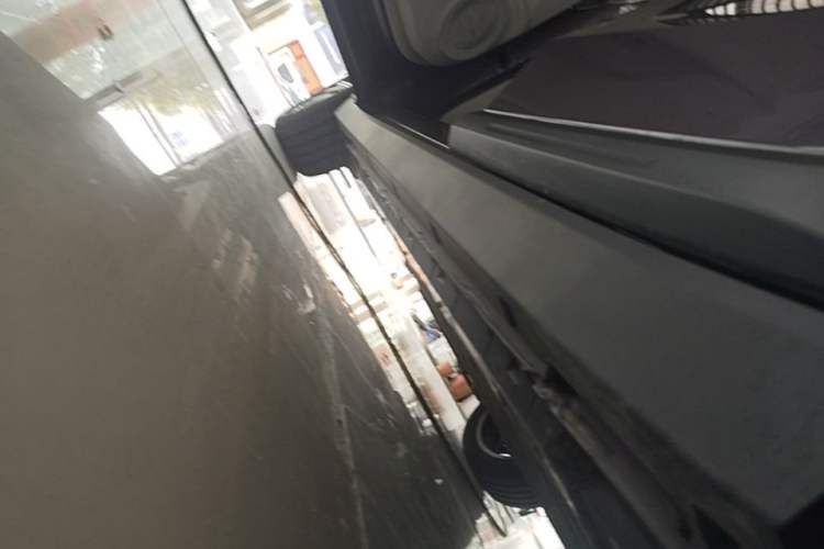 Used Leapmotor B10 2025 510 Comfort Edition Left Side Sill