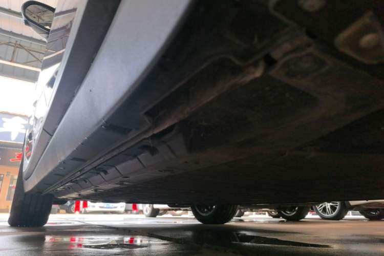 Used Leapmotor B10 2025 510 Joyful Edition Left Side Sill