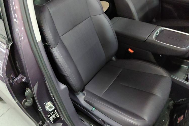 Used Leapmotor B10 2025 510 Joyful Edition Right Front Seat