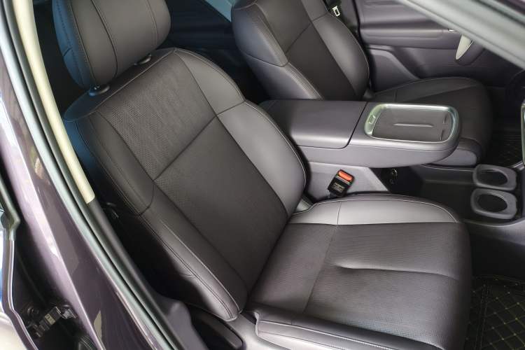Used Leapmotor B10 2025 510 Comfort Edition Right Front Seat