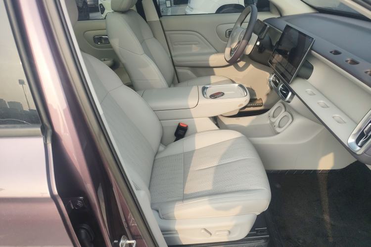Used Leapmotor B10 2025 600 LiDAR Version Right Front Seat