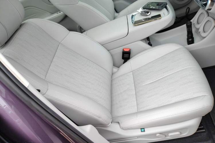 Used Leapmotor B10 2025 510 Joyful Edition Right Front Seat