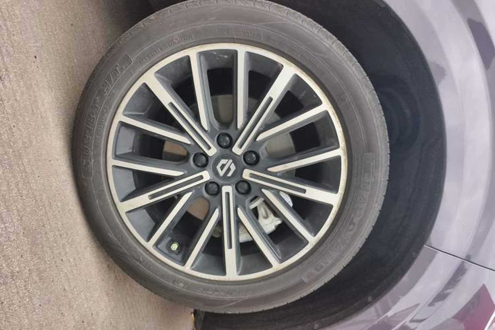 Used Leapmotor B10 2025 510 LiDAR Version Right Front Wheel Hub