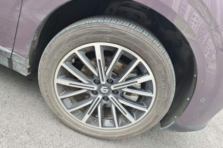 Used Leapmotor B10 2025 510 Joyful Edition Right Front Wheel Hub