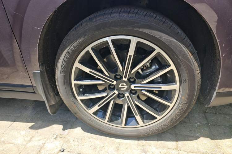 Used Leapmotor B10 2025 510 LiDAR Version Right Front Wheel Hub