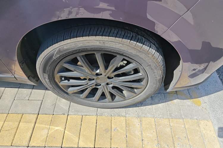 Used Leapmotor B10 2025 510 Joyful Edition Right Front Wheel Hub
