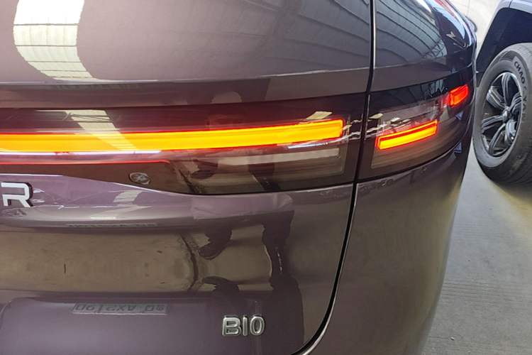 Used Leapmotor B10 2025 510 Joyful Edition Right Rear Taillight