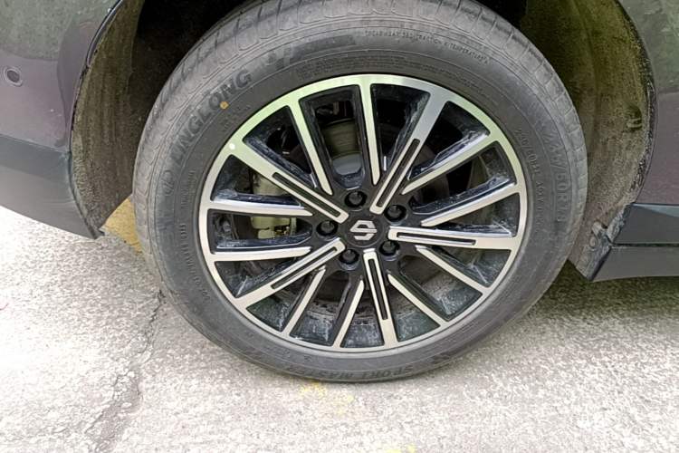 Used Leapmotor B10 2025 510 LiDAR Version Right Rear Wheel Hub