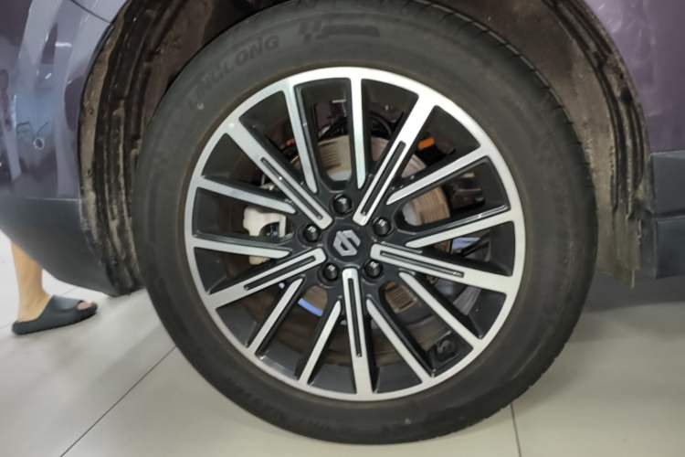 Used Leapmotor B10 2025 600 LiDAR Version Right Rear Wheel Hub