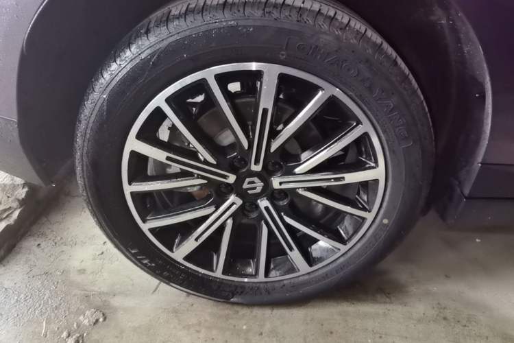 Used Leapmotor B10 2025 510 Comfort Edition Right Rear Wheel Hub