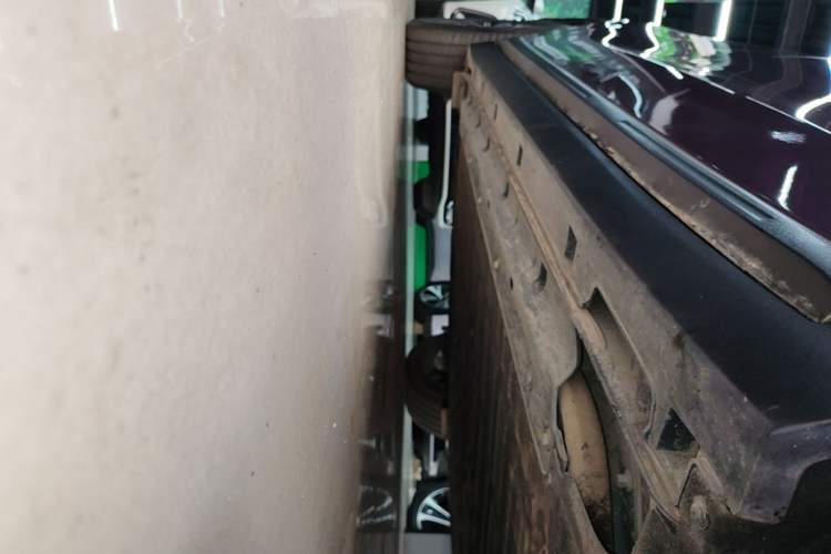 Used Leapmotor B10 2025 510 LiDAR Version Right Side Sill