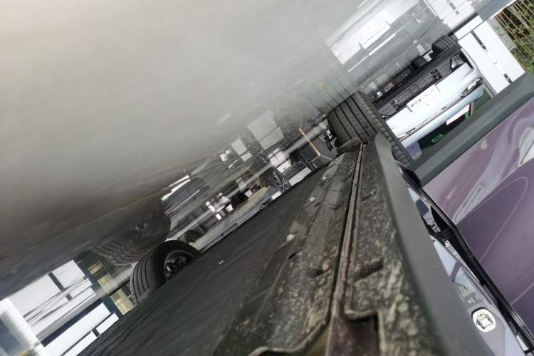 Used Leapmotor B10 2025 510 Joyful Edition Right Side Sill