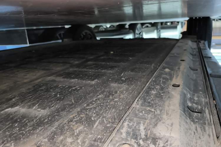 Used Leapmotor B10 2025 510 Joyful Edition Right Side Sill