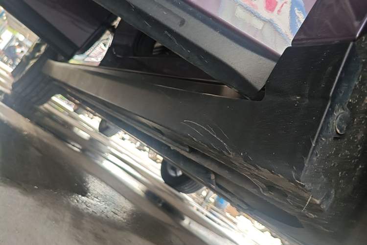 Used Leapmotor B10 2025 510 LiDAR Version Right Side Sill