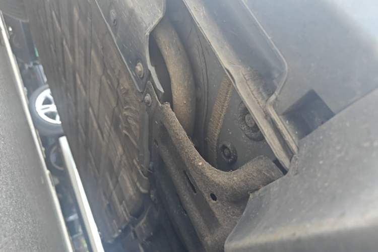 Used Leapmotor B10 2025 510 Joyful Edition Right Side Sill