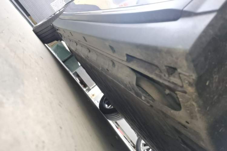 Used Leapmotor B10 2025 510 Joyful Edition Right Side Sill