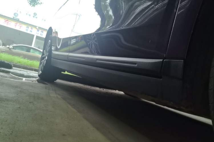 Used Leapmotor B10 2025 510 Comfort Edition Right Side Sill