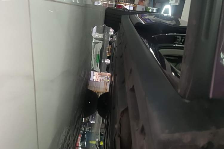 Used Leapmotor B10 2025 510 Joyful Edition Right Side Sill