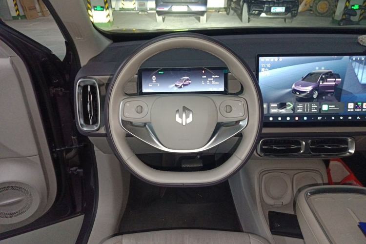 Used Leapmotor B10 2025 510 LiDAR Version Steering Wheel