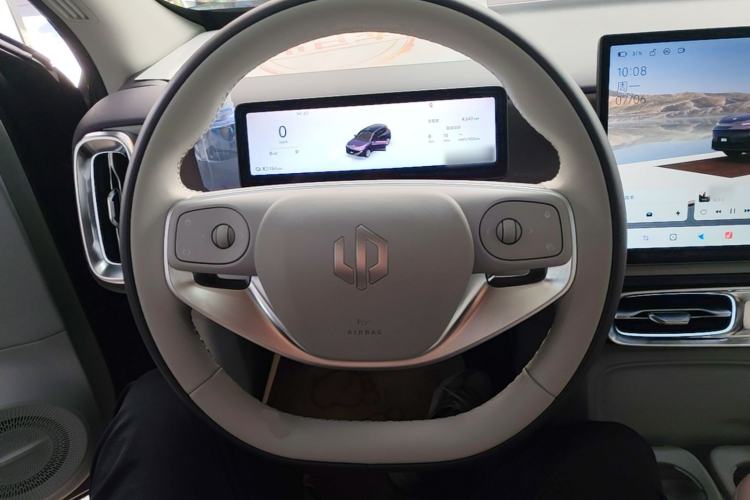 Used Leapmotor B10 2025 510 LiDAR Version Steering Wheel