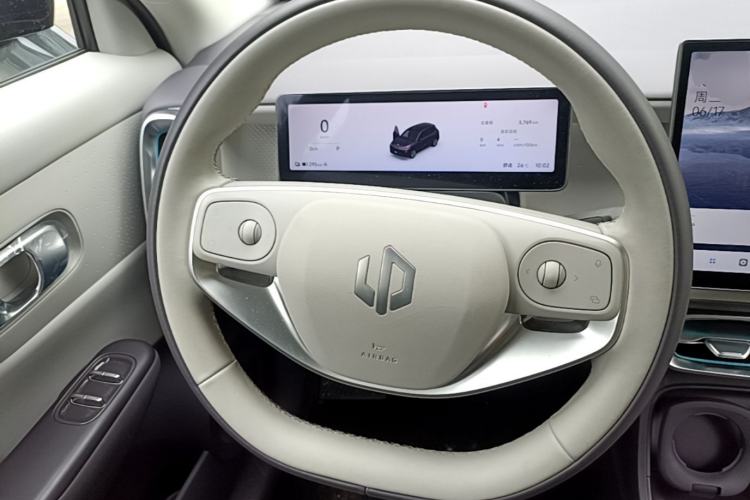 Used Leapmotor B10 2025 510 LiDAR Version Steering Wheel