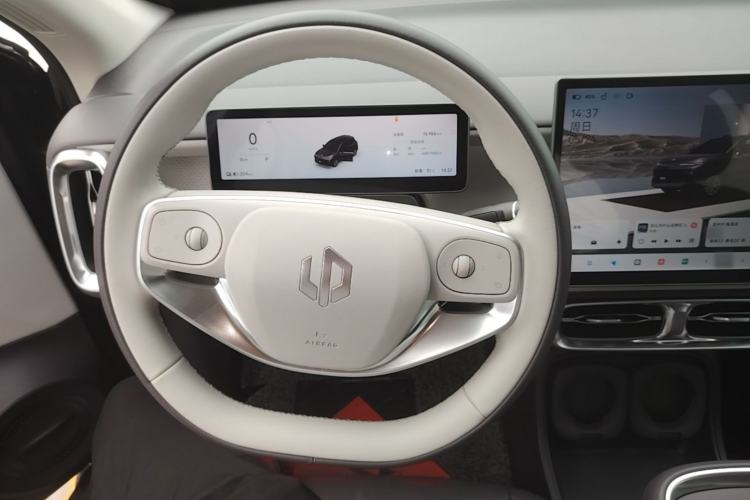 Used Leapmotor B10 2025 510 LiDAR Version Steering Wheel