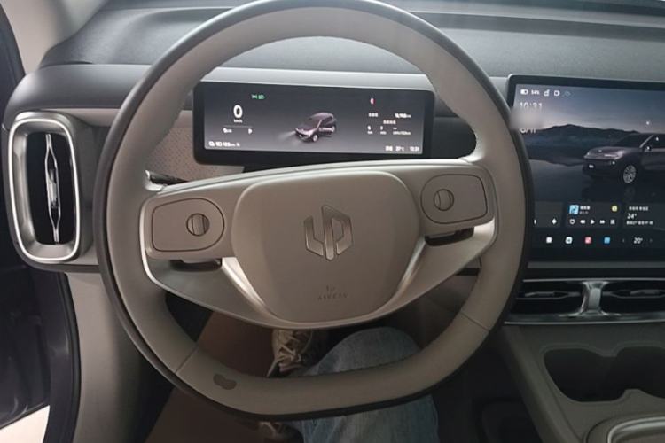 Used Leapmotor B10 2025 510 Comfort Edition Steering Wheel