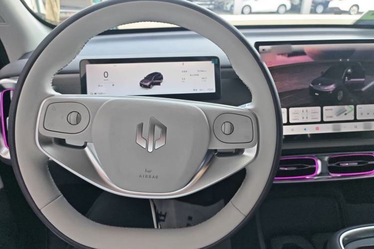 Used Leapmotor B10 2025 510 Joyful Edition Steering Wheel